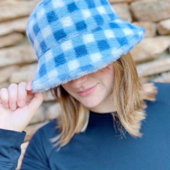 Super Cozy Checkered Bucket Hat - Black - Picture 6 of 7